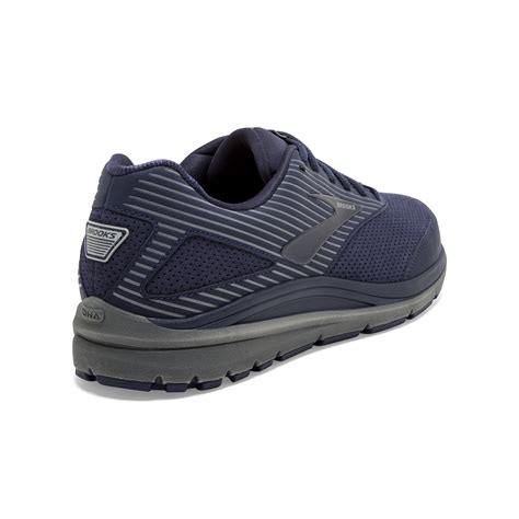 brooks addiction walker suede men's.